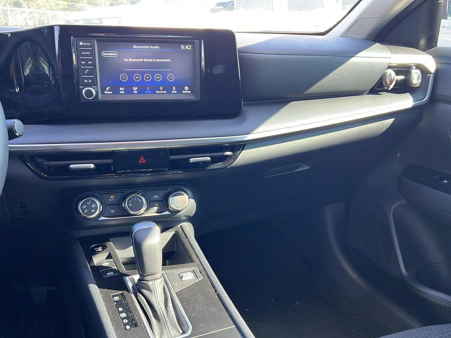 2025 Nissan Kicks S FWD