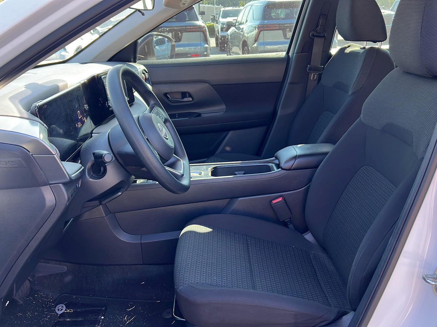 2025 Nissan Kicks S FWD