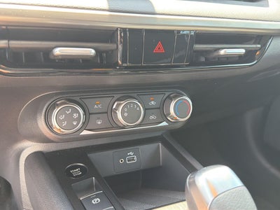 2025 Nissan Kicks S FWD
