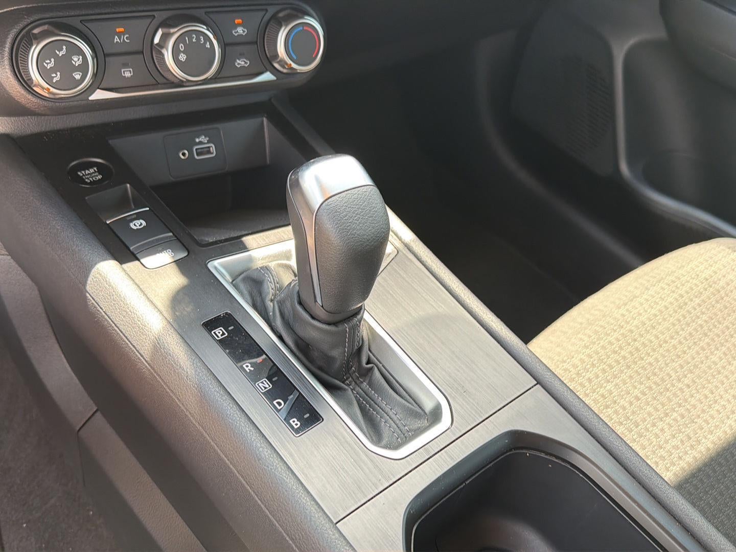 2025 Nissan Kicks S FWD