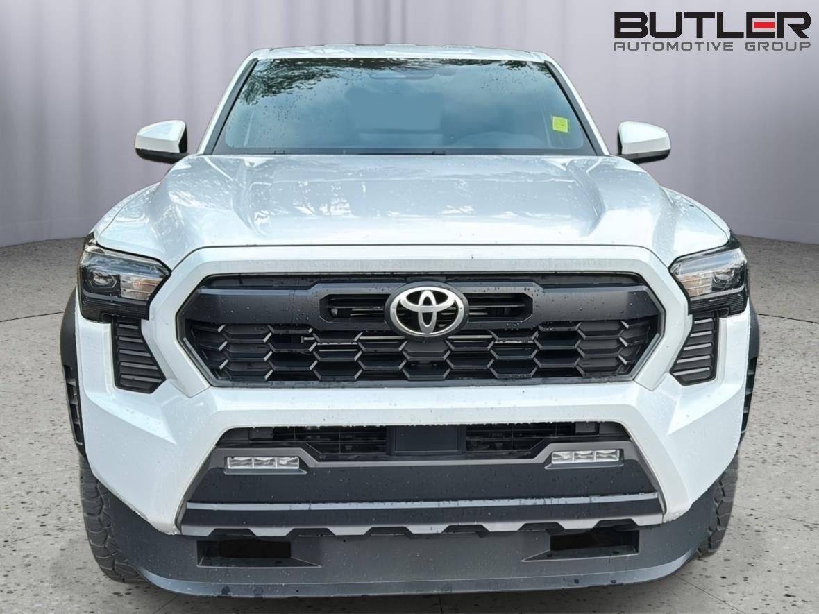 2025 Toyota Tacoma Hybrid TRD Off Road