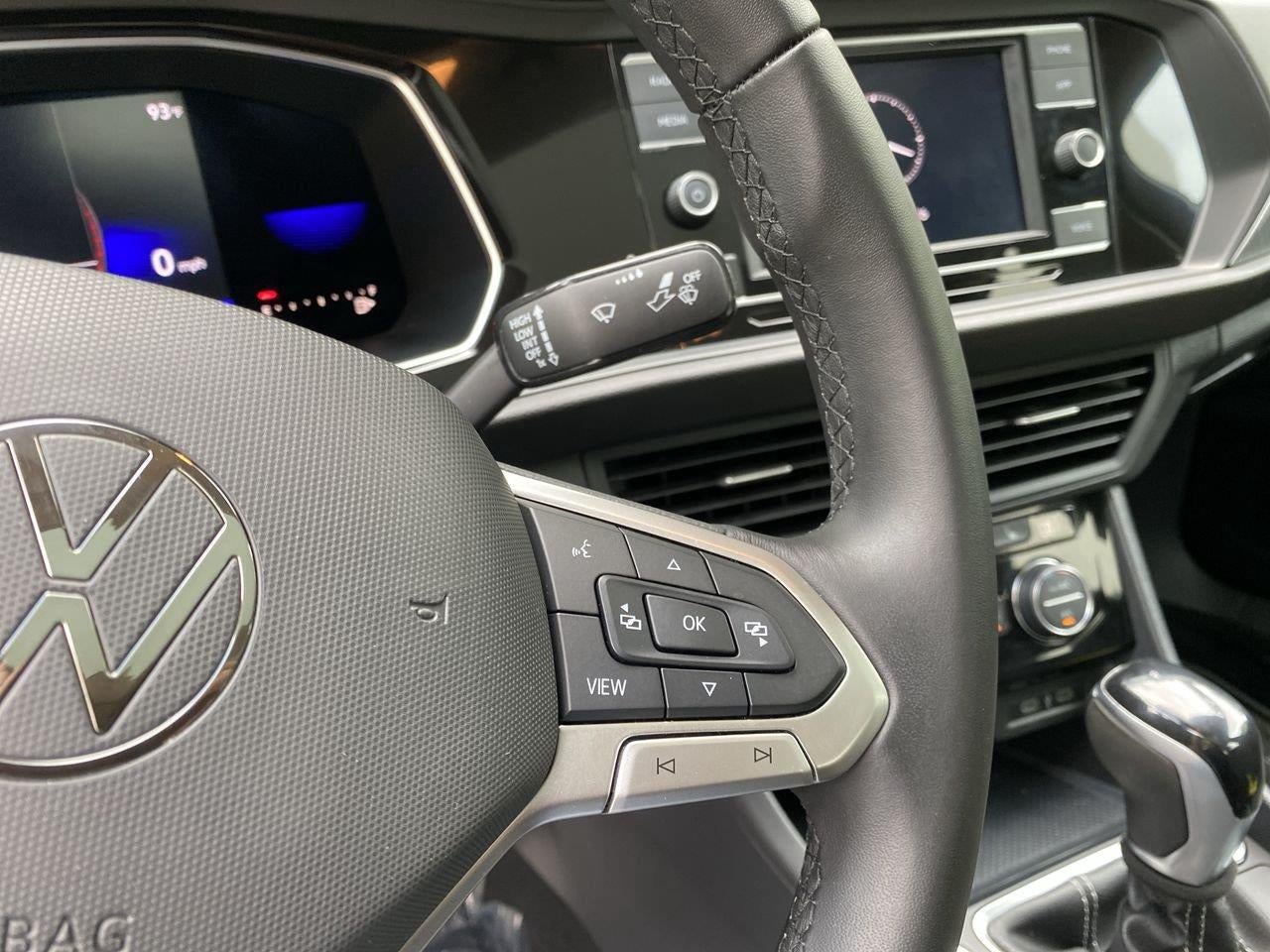 2022 Volkswagen Jetta 1.5T SE