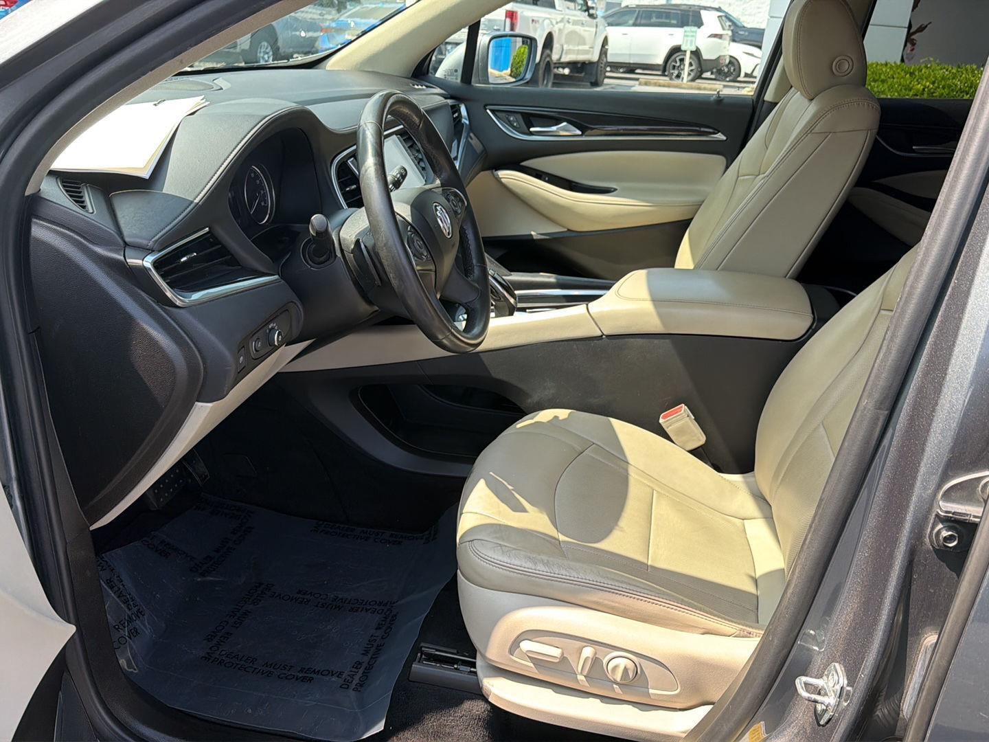 2020 Buick Enclave Essence