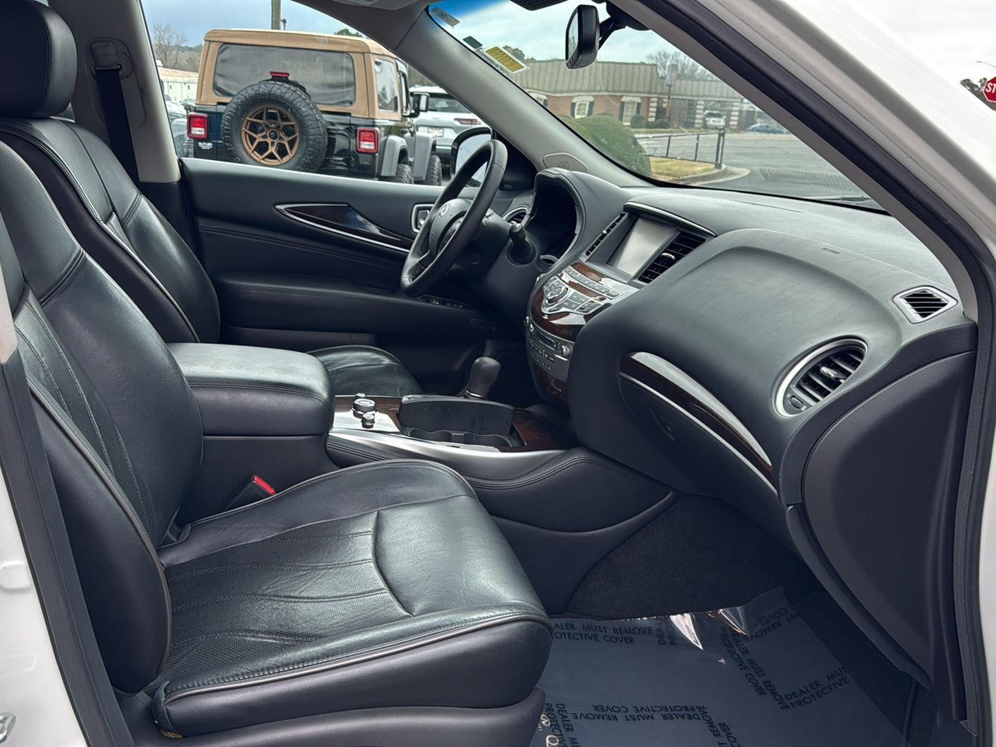 2015 INFINITI QX60 AWD 4dr