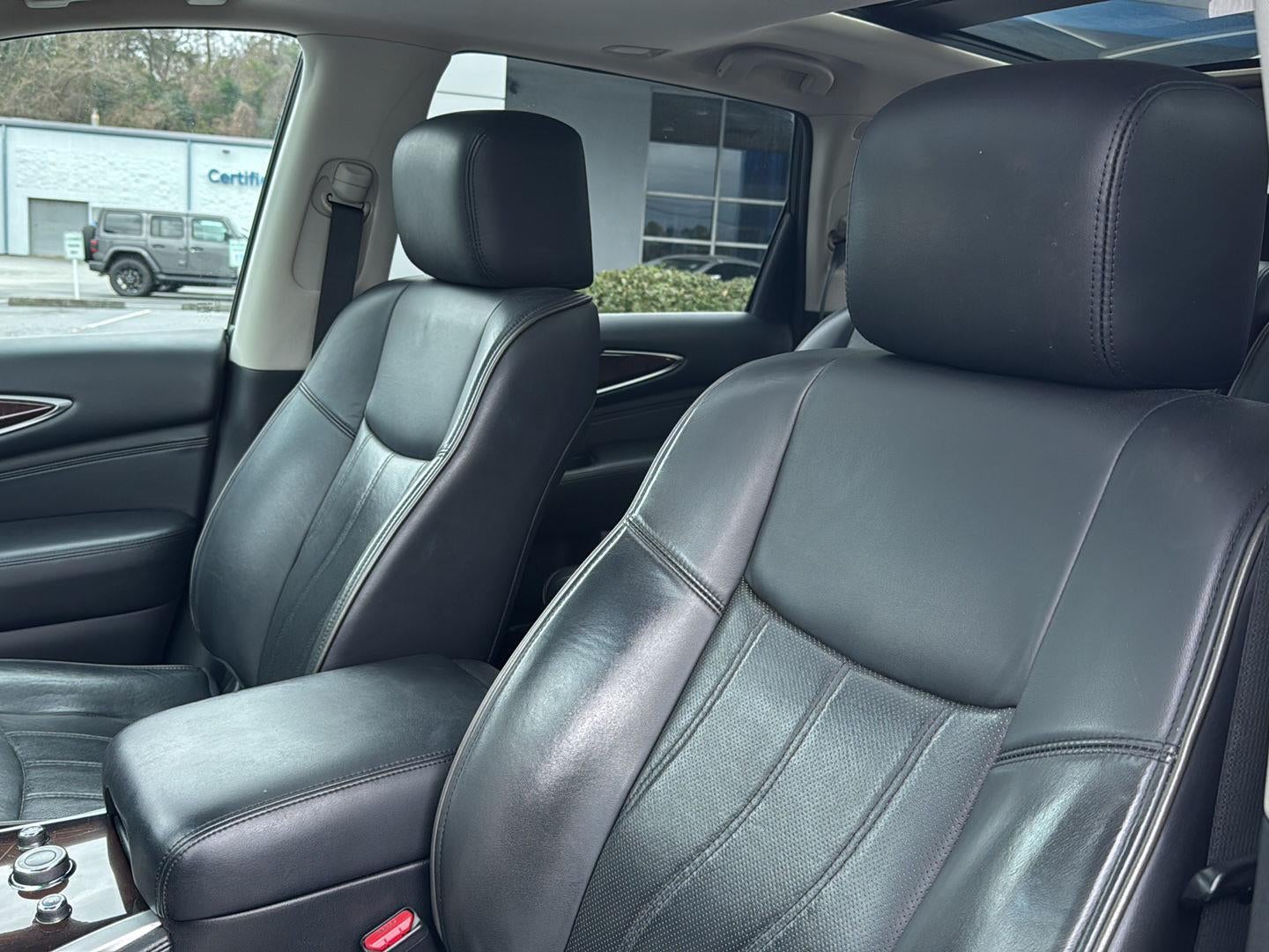 2015 INFINITI QX60 AWD 4dr