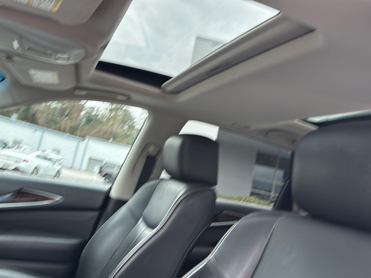 2015 INFINITI QX60 AWD 4dr