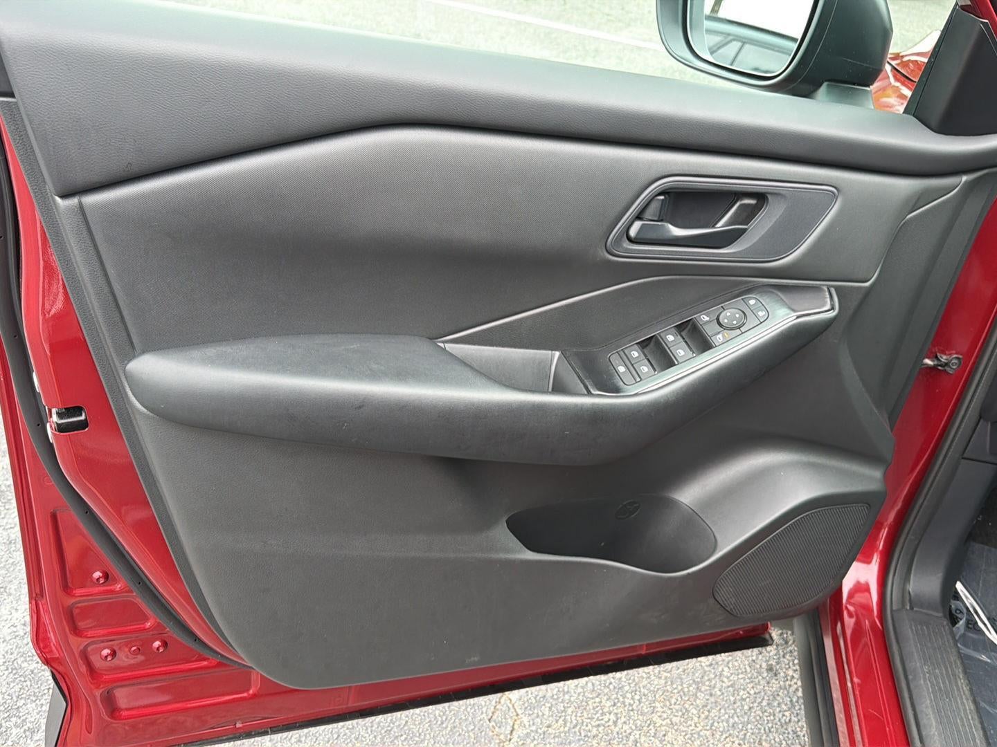 2025 Nissan Rogue S FWD