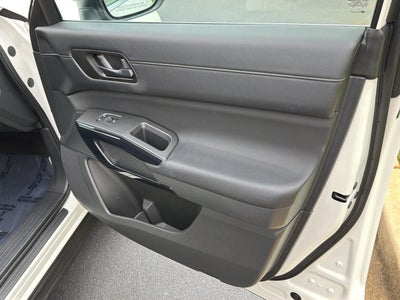 2024 Nissan Pathfinder S FWD