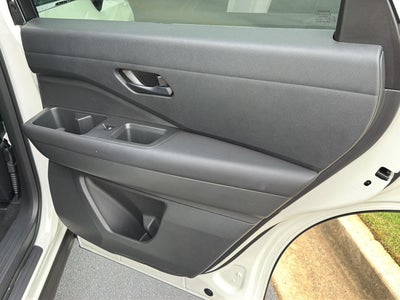 2024 Nissan Pathfinder S FWD