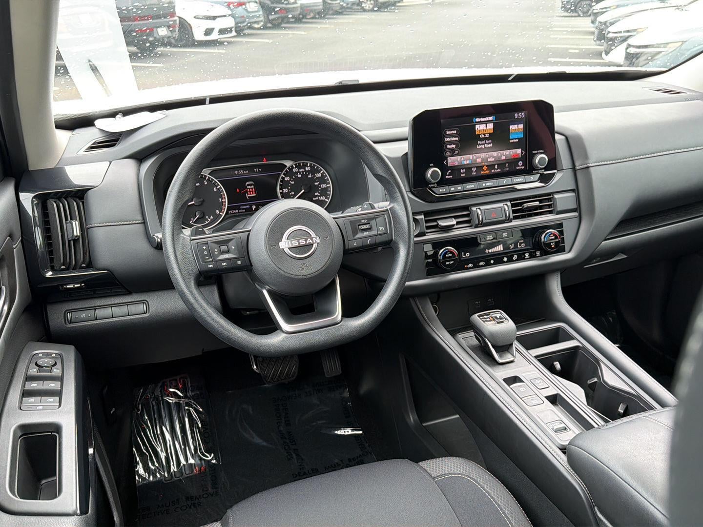 2024 Nissan Pathfinder S FWD