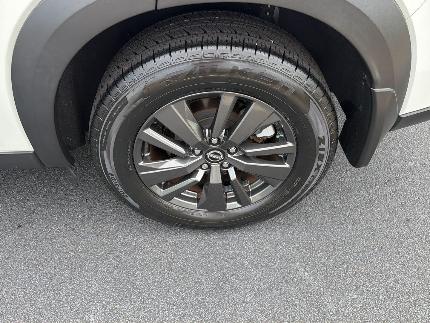 2024 Nissan Pathfinder S FWD