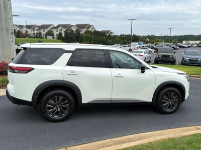 2024 Nissan Pathfinder S FWD