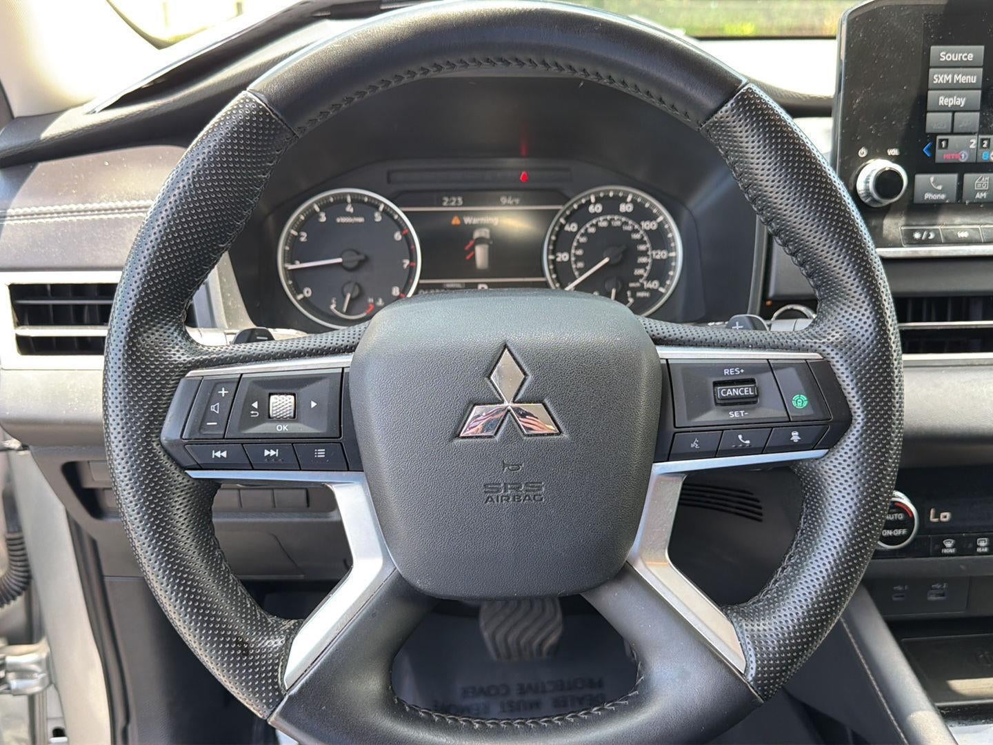 2024 Mitsubishi Outlander SE