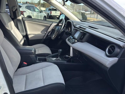 2018 Toyota RAV4 Hybrid XLE