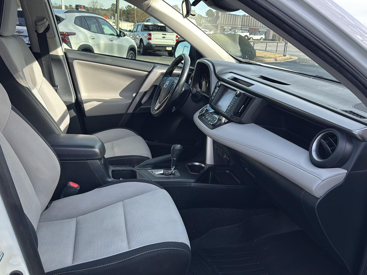 2018 Toyota RAV4 Hybrid XLE