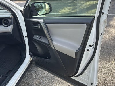 2018 Toyota RAV4 Hybrid XLE