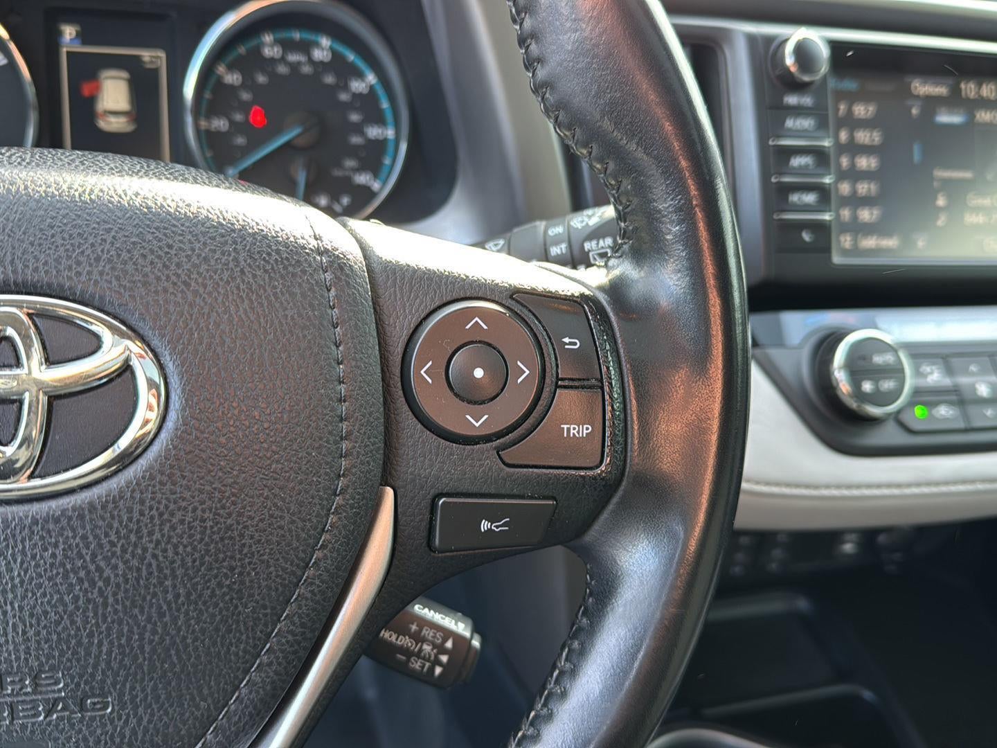 2018 Toyota RAV4 Hybrid XLE