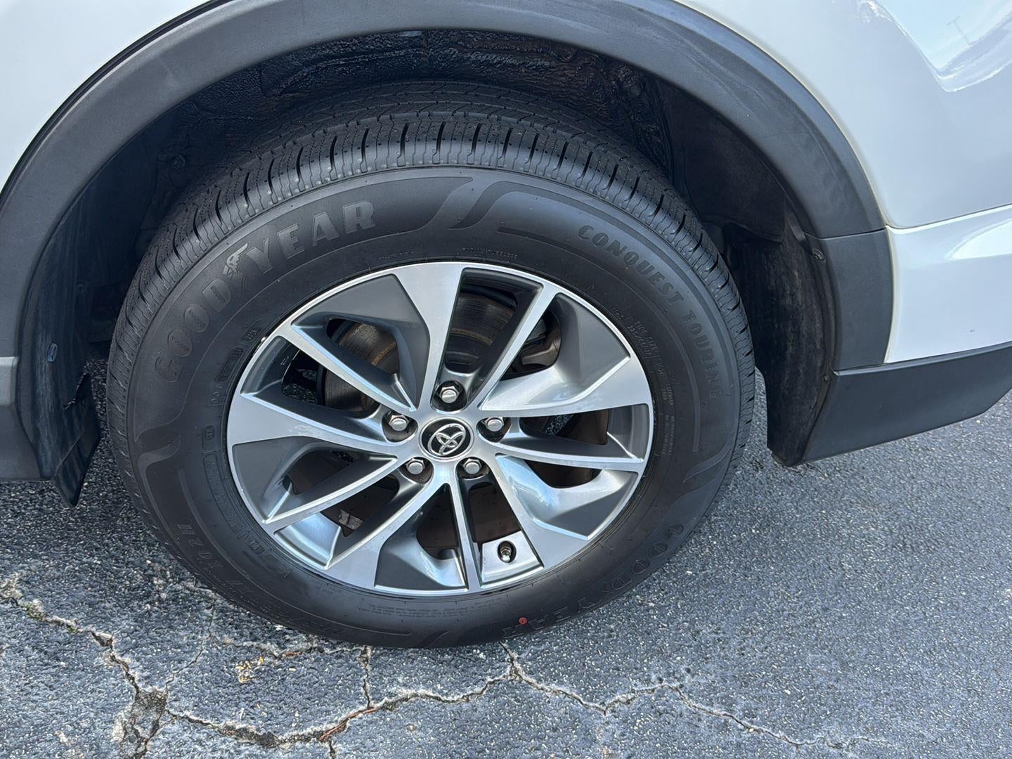 2018 Toyota RAV4 Hybrid XLE