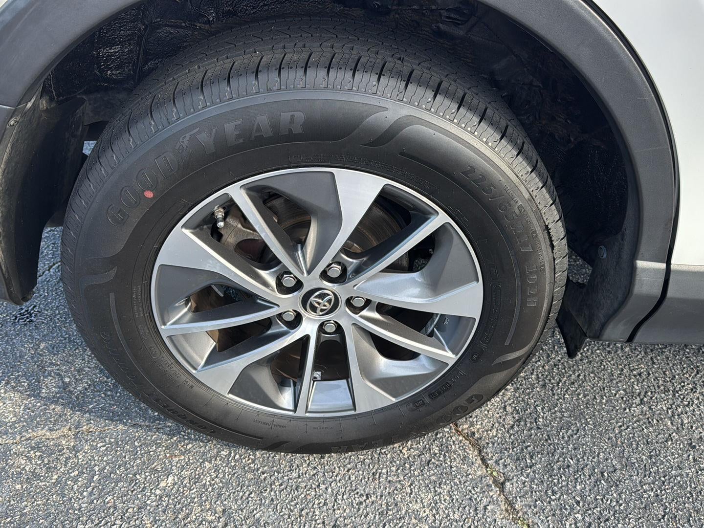 2018 Toyota RAV4 Hybrid XLE