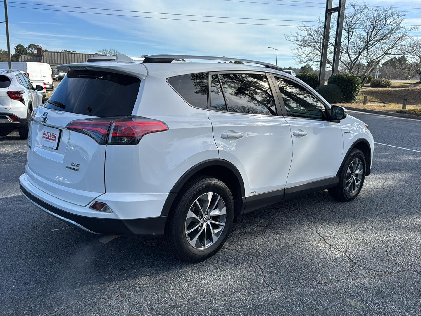 2018 Toyota RAV4 Hybrid XLE
