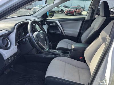 2018 Toyota RAV4 Hybrid XLE