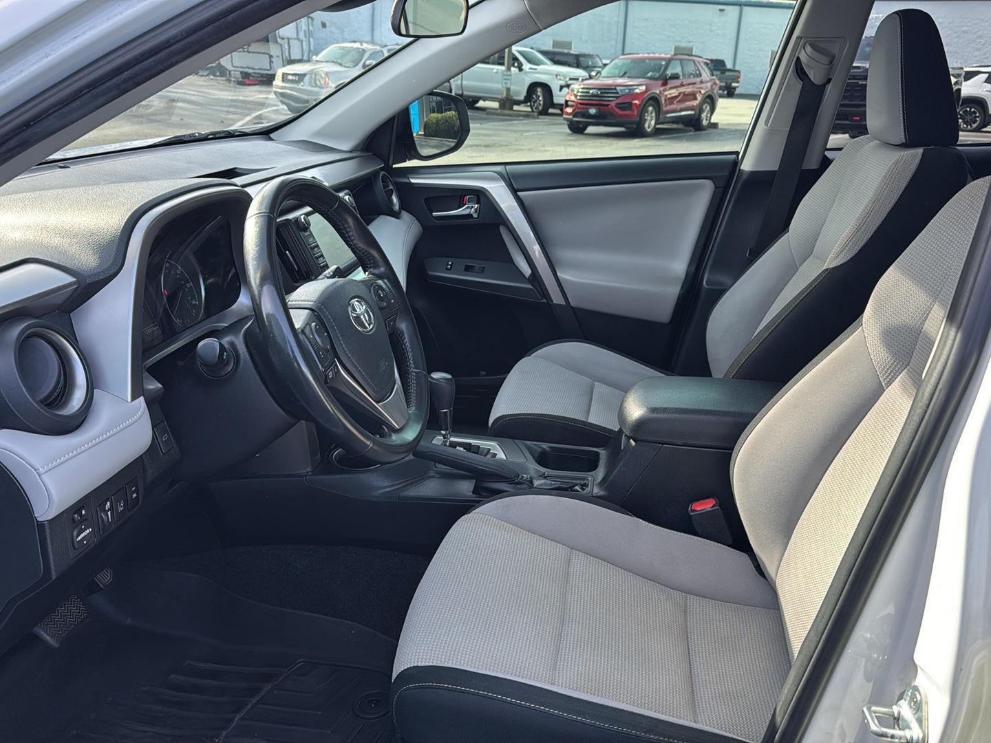 2018 Toyota RAV4 Hybrid XLE