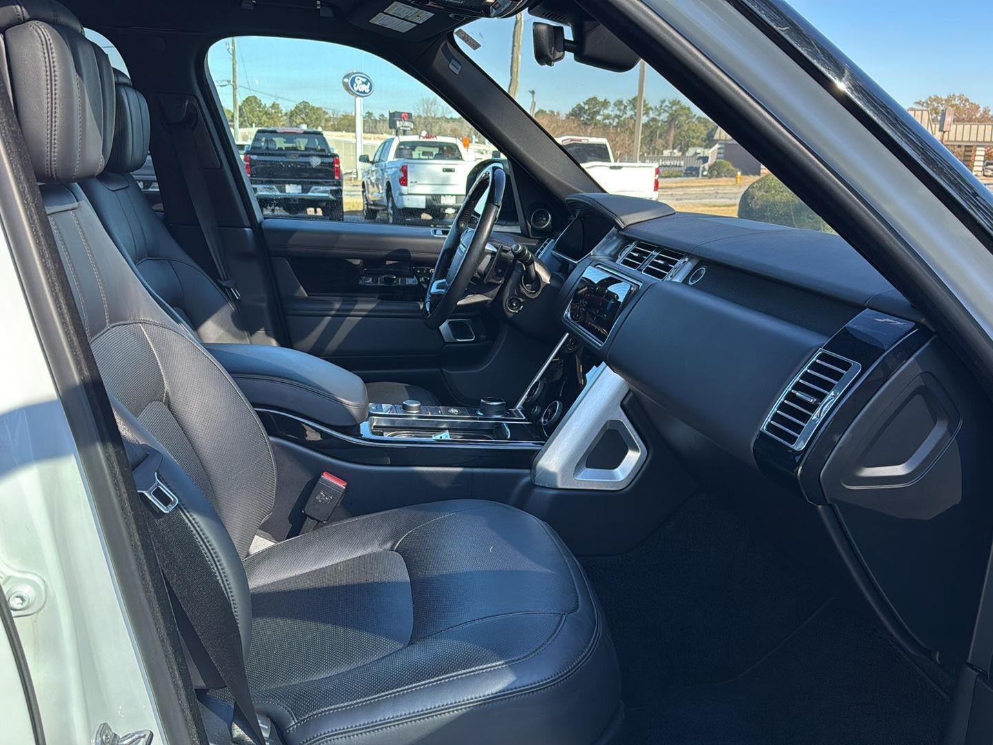 2022 Land Rover Range Rover P525 Westminster