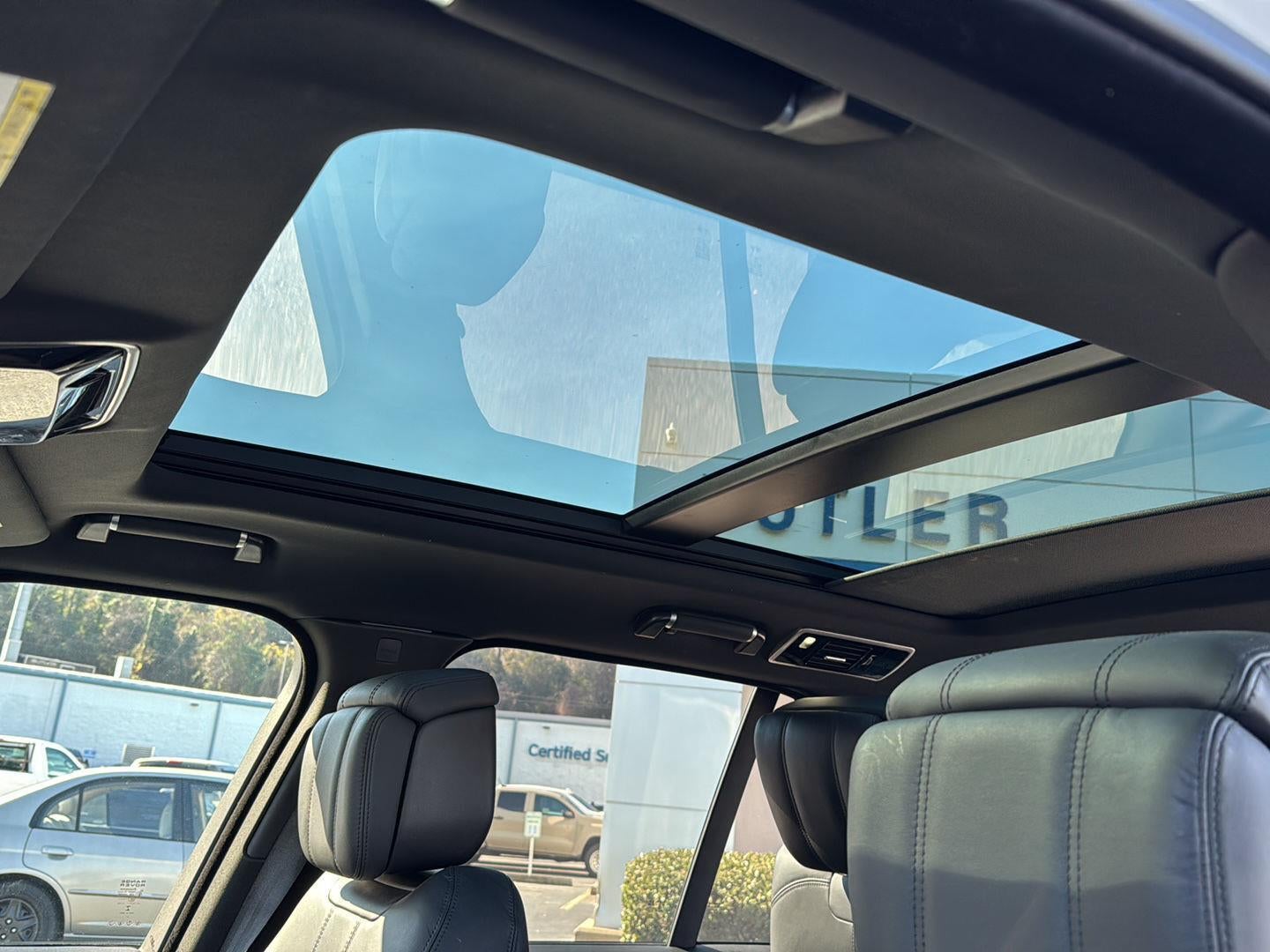 2022 Land Rover Range Rover P525 Westminster