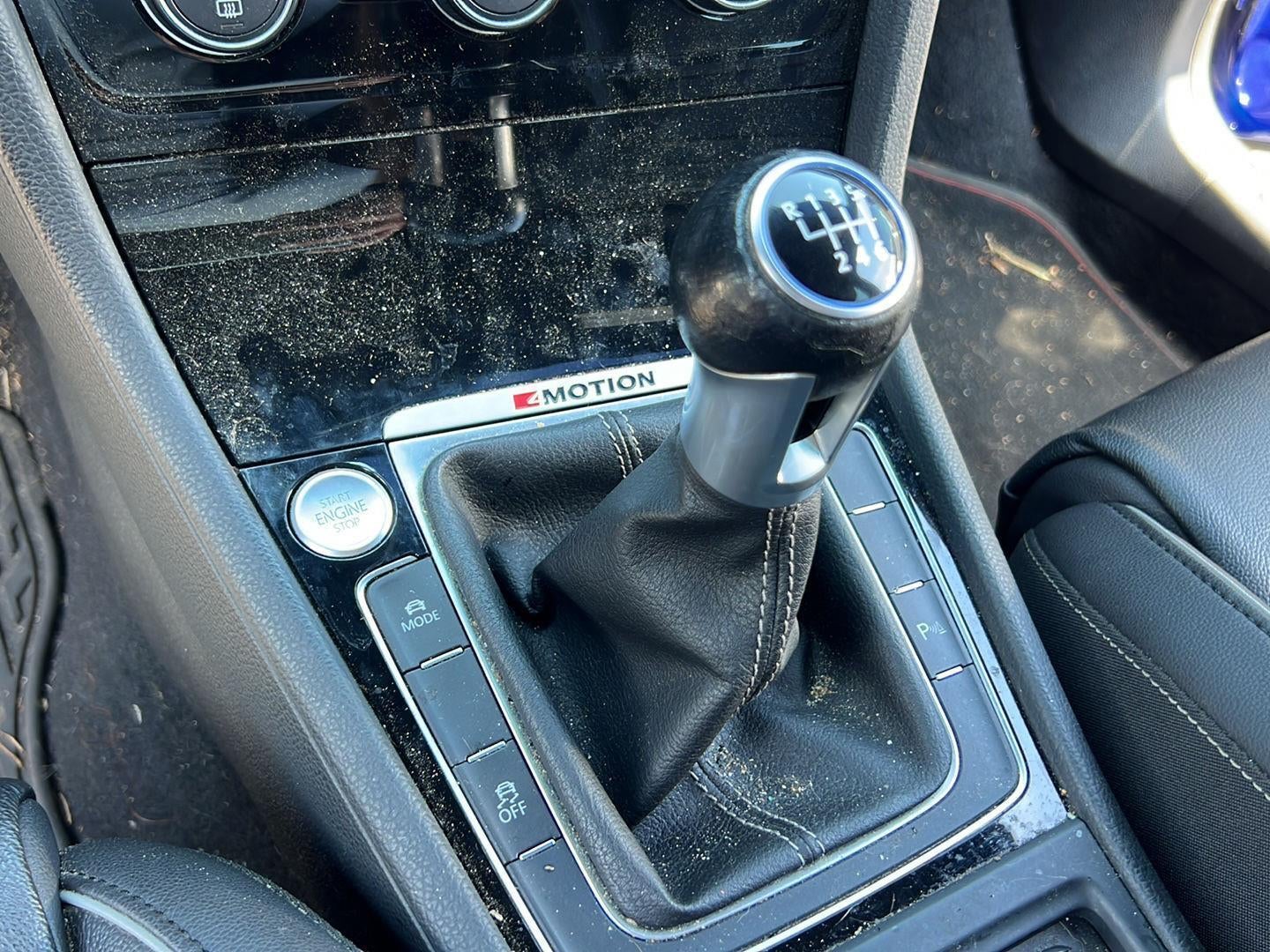 2019 Volkswagen Golf R 2.0T w/DCC & Navigation