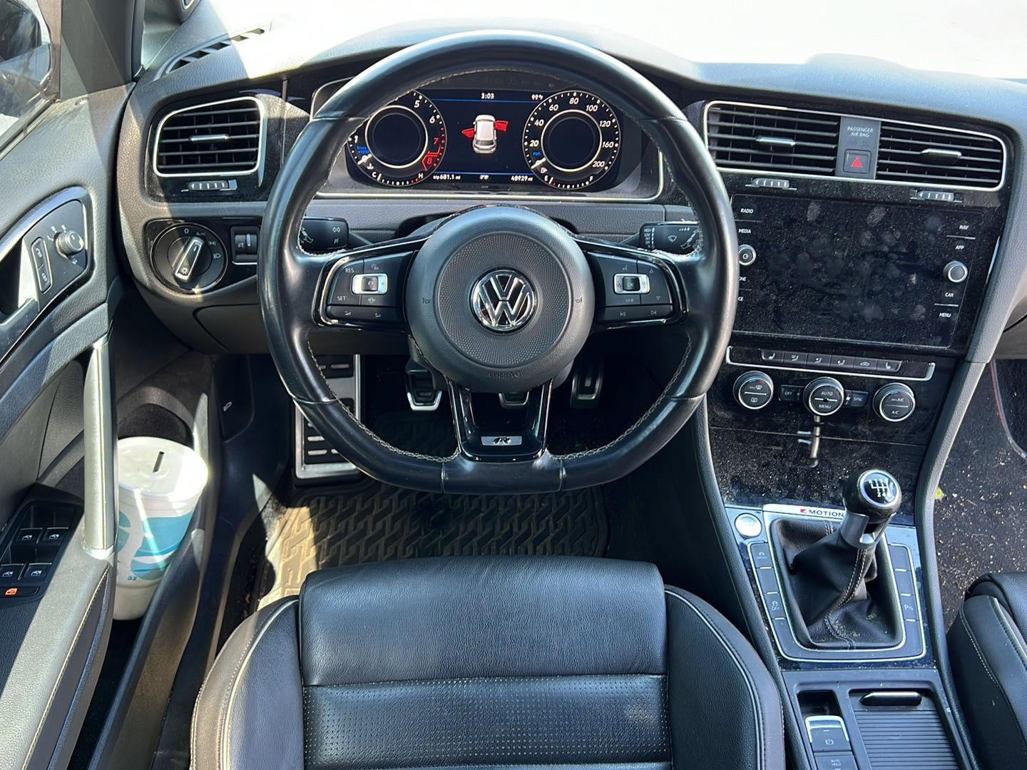 2019 Volkswagen Golf R 2.0T w/DCC & Navigation