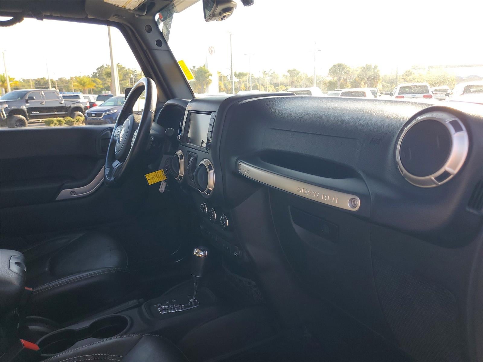 2016 Jeep Wrangler Unlimited Sahara