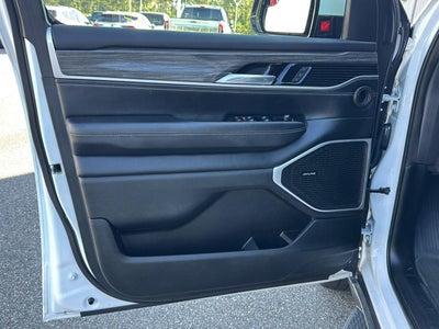 2022 Jeep Wagoneer Series III