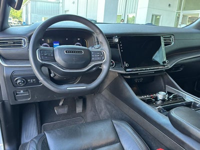 2022 Jeep Wagoneer Series III