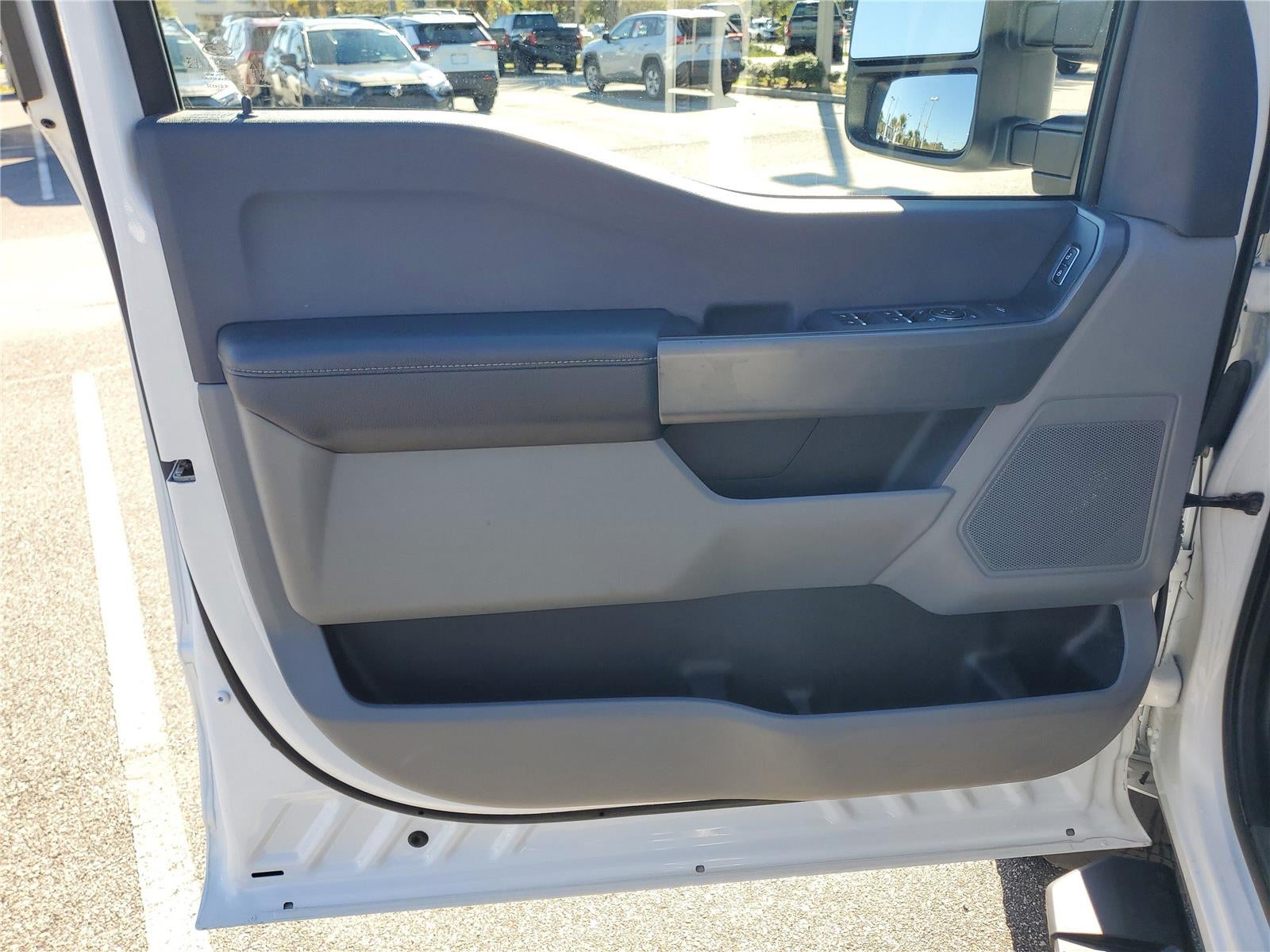 2023 Ford Super Duty F-350 SRW XLT