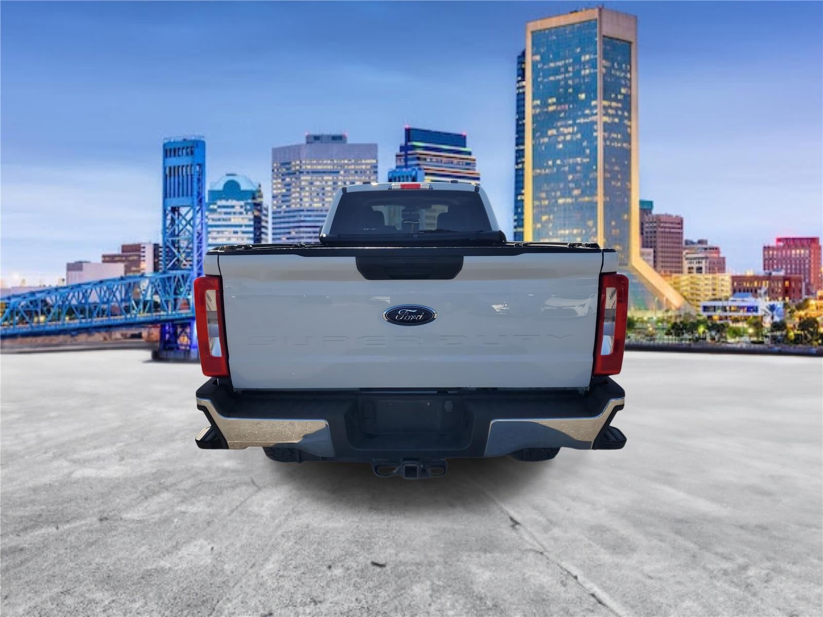 2023 Ford Super Duty F-350 SRW XLT