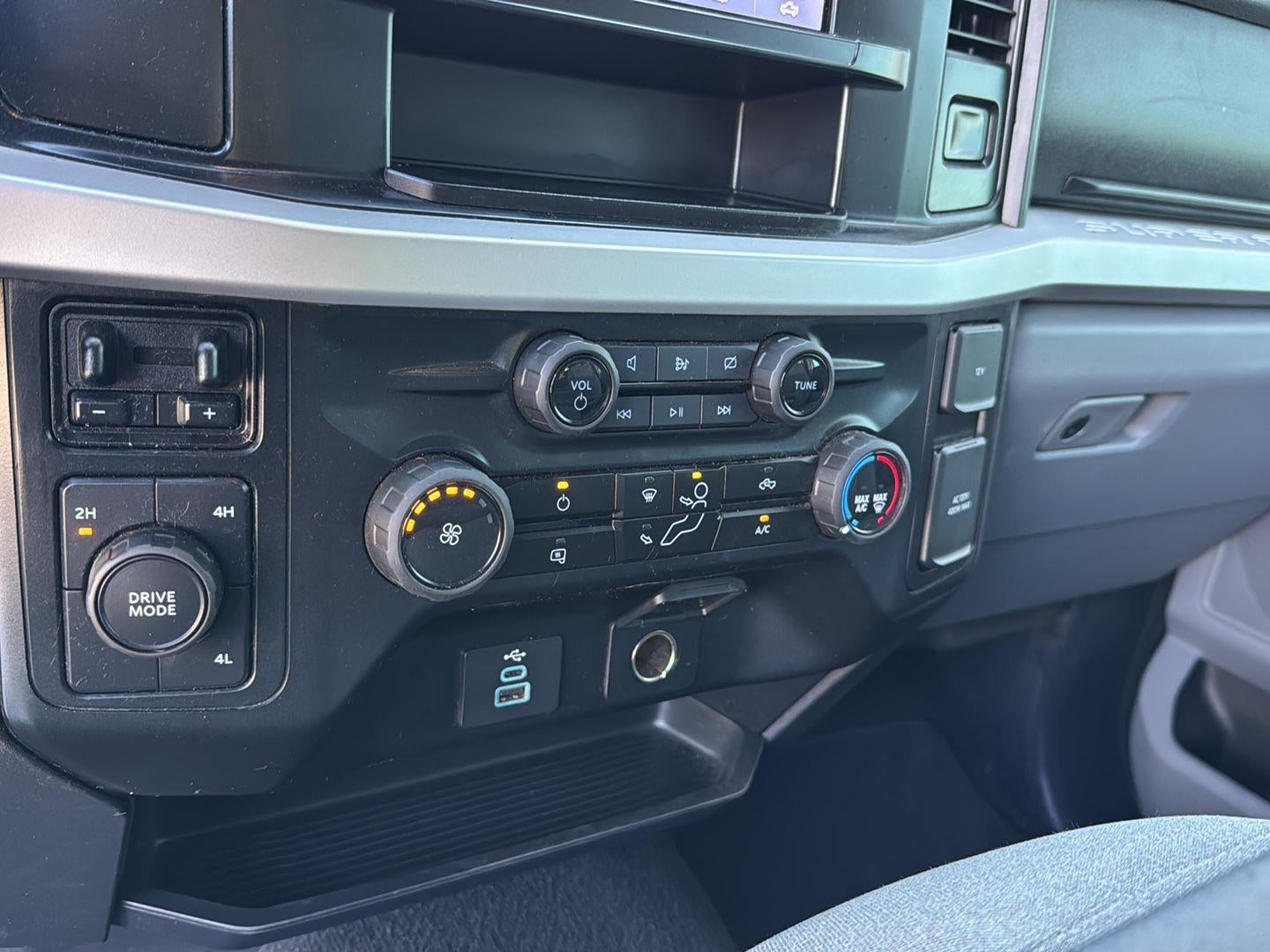 2024 Ford Super Duty F-350 DRW XLT