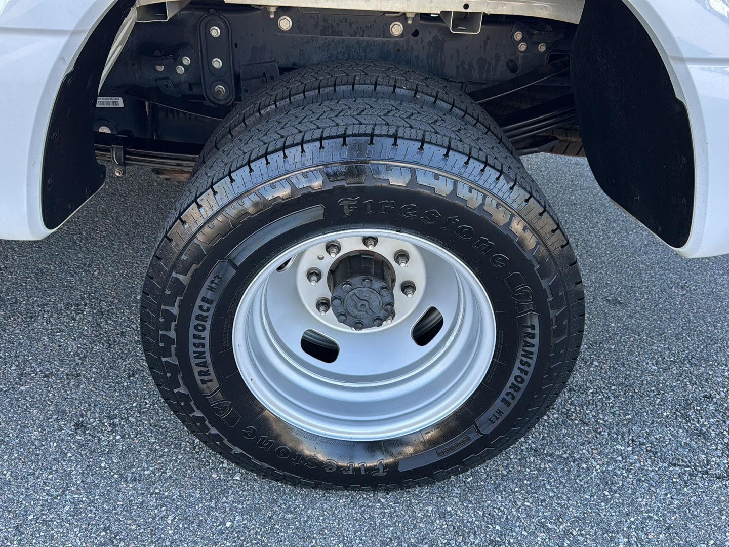 2024 Ford Super Duty F-350 DRW XLT