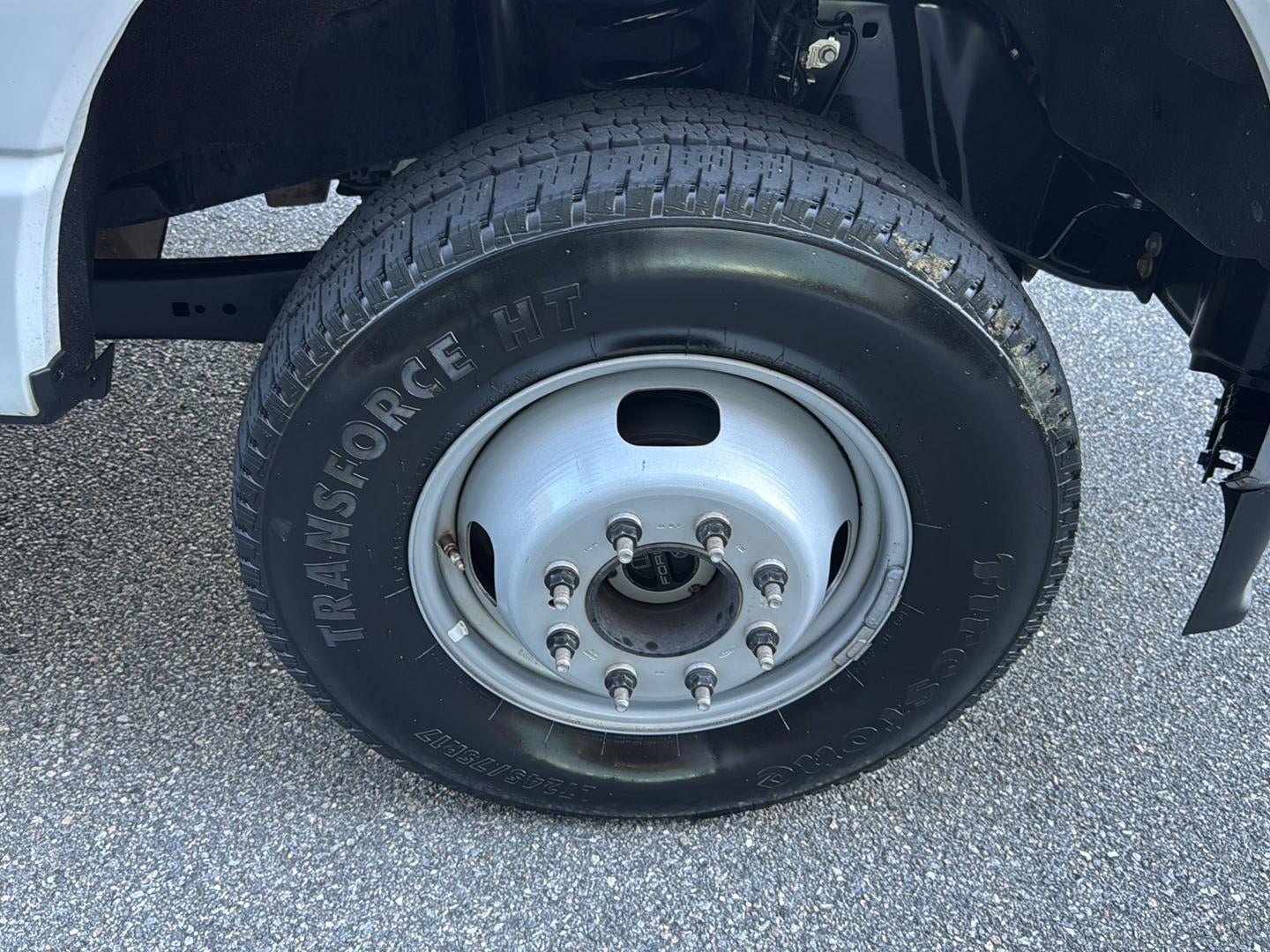 2024 Ford Super Duty F-350 DRW XLT