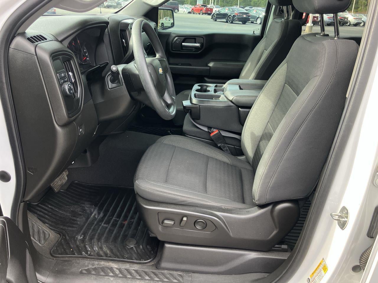 2022 Chevrolet Silverado 1500 Custom Crew Cab