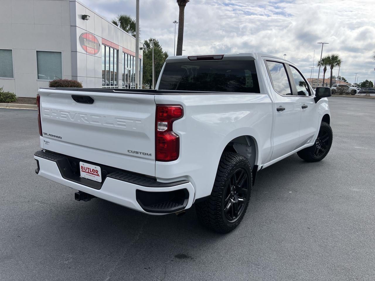 2022 Chevrolet Silverado 1500 Custom Crew Cab