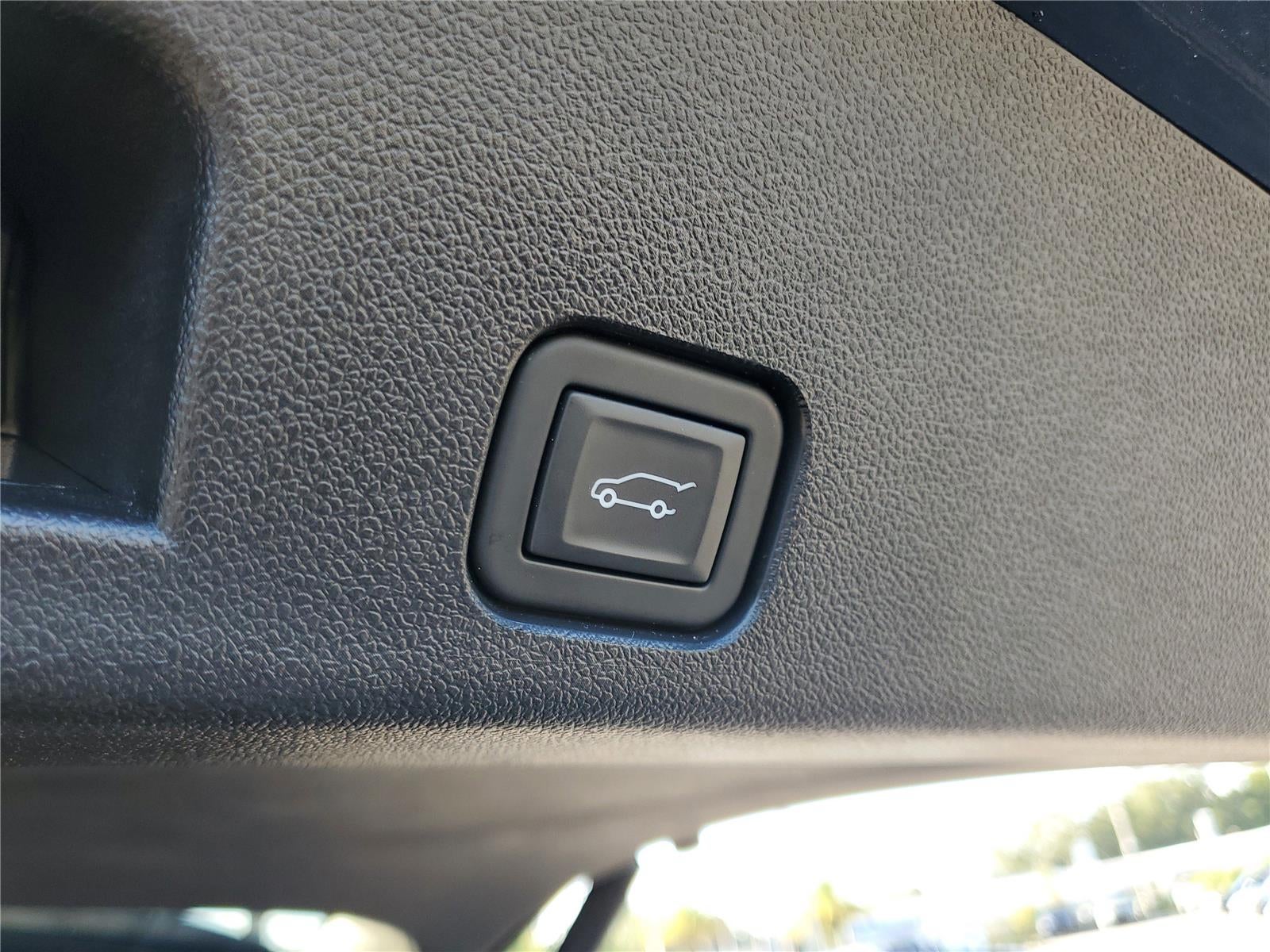 2024 Chevrolet Traverse FWD LS