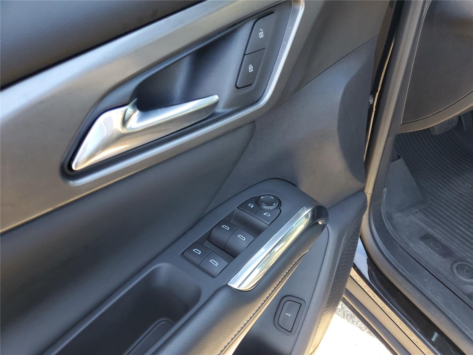 2024 Chevrolet Traverse FWD LS