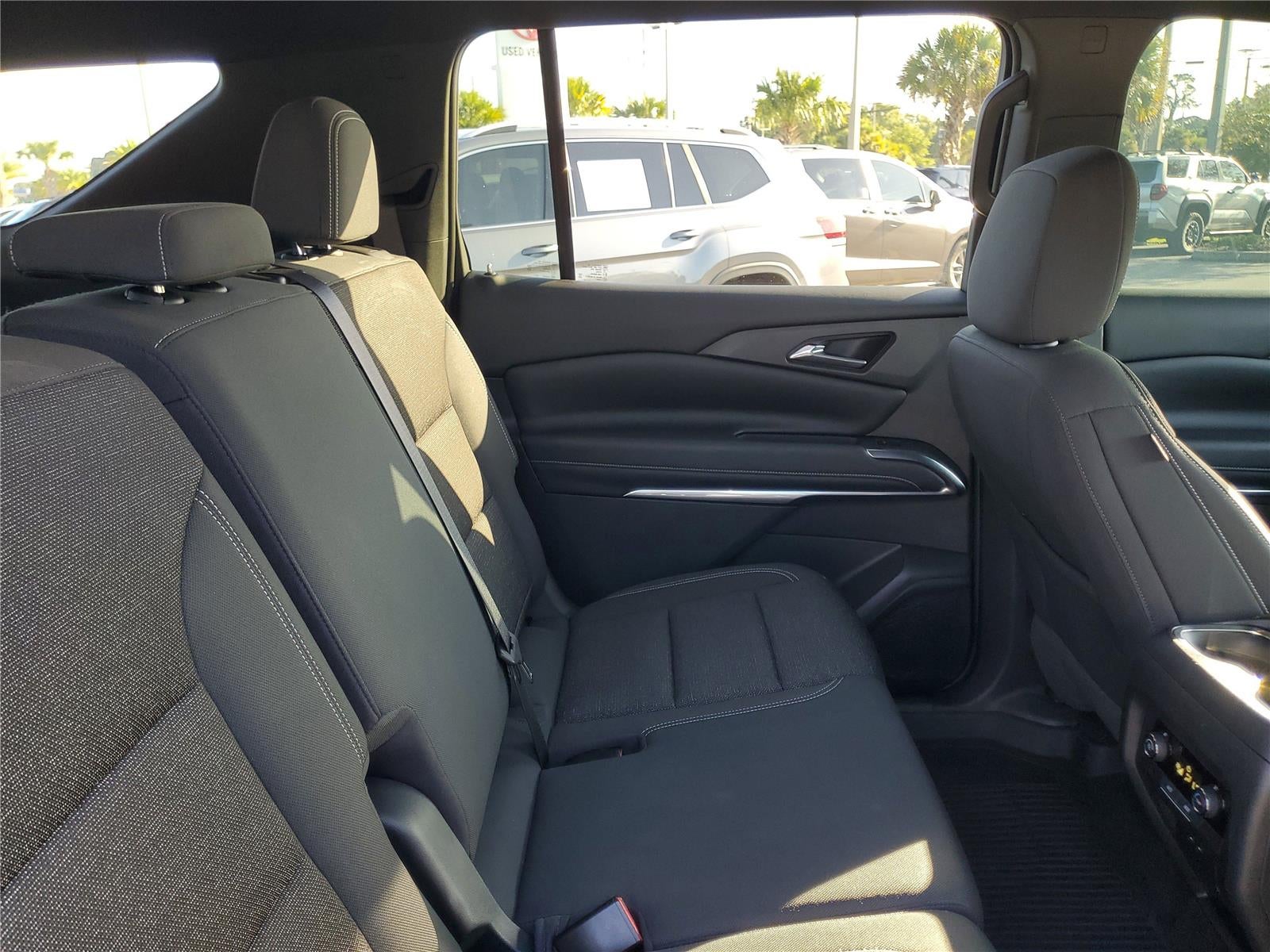 2024 Chevrolet Traverse FWD LS