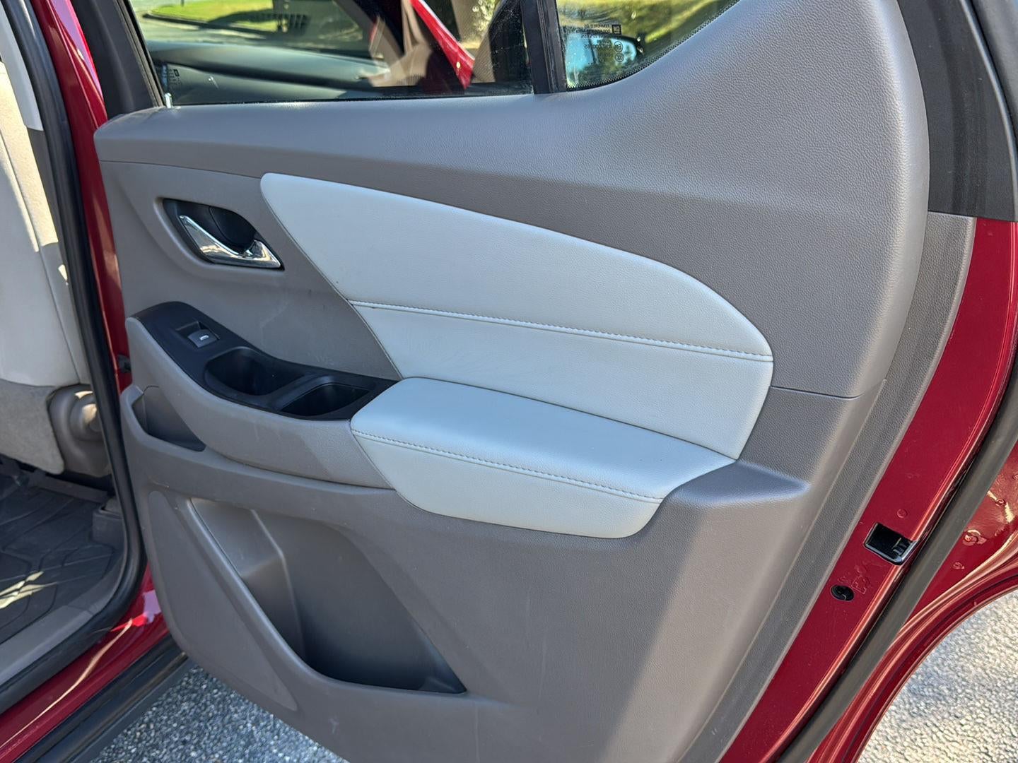 2018 Chevrolet Traverse LT Cloth