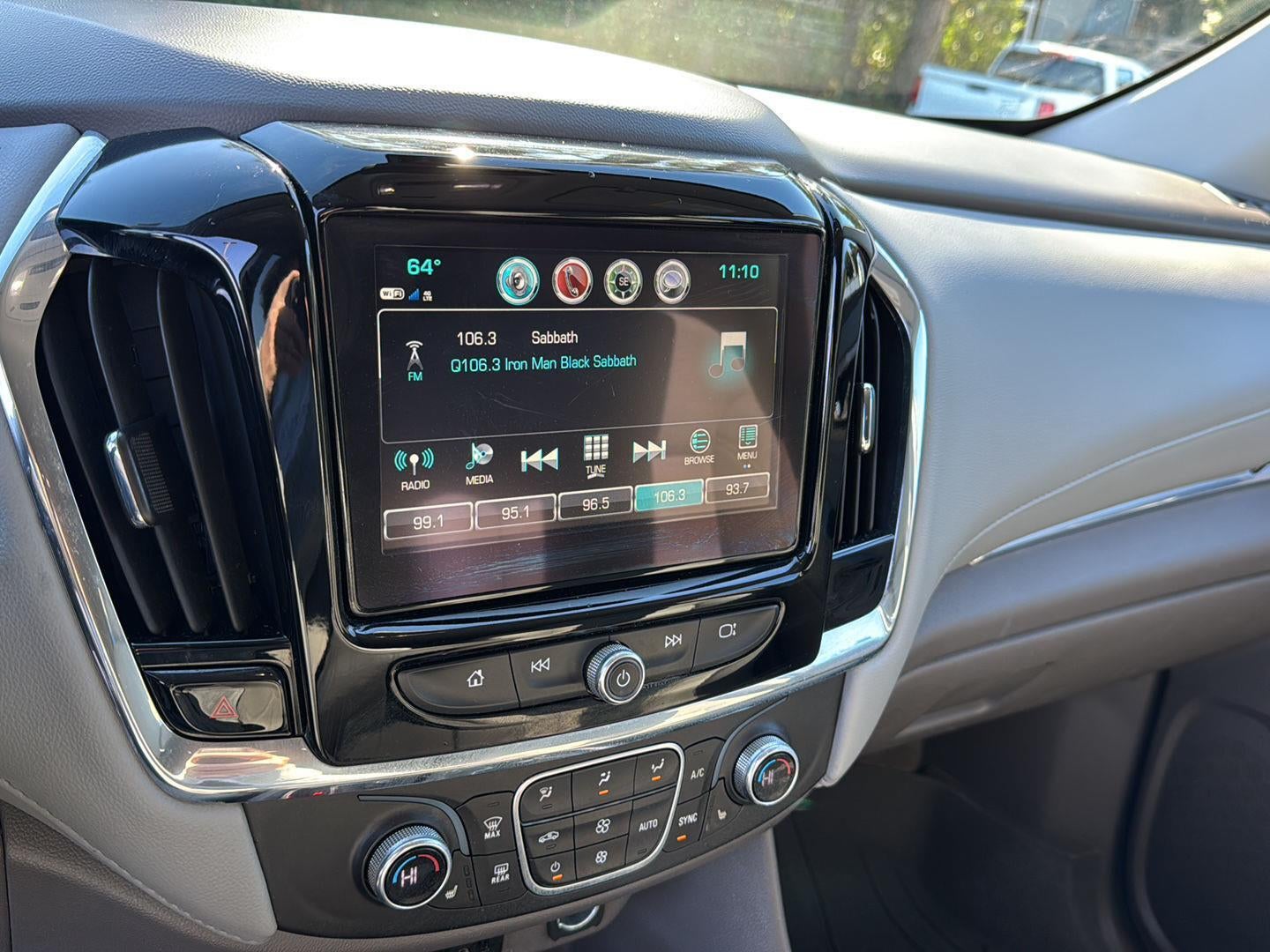 2018 Chevrolet Traverse LT Cloth