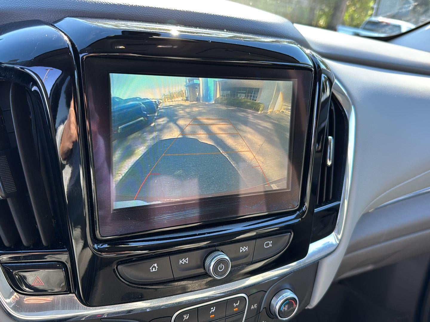 2018 Chevrolet Traverse LT Cloth