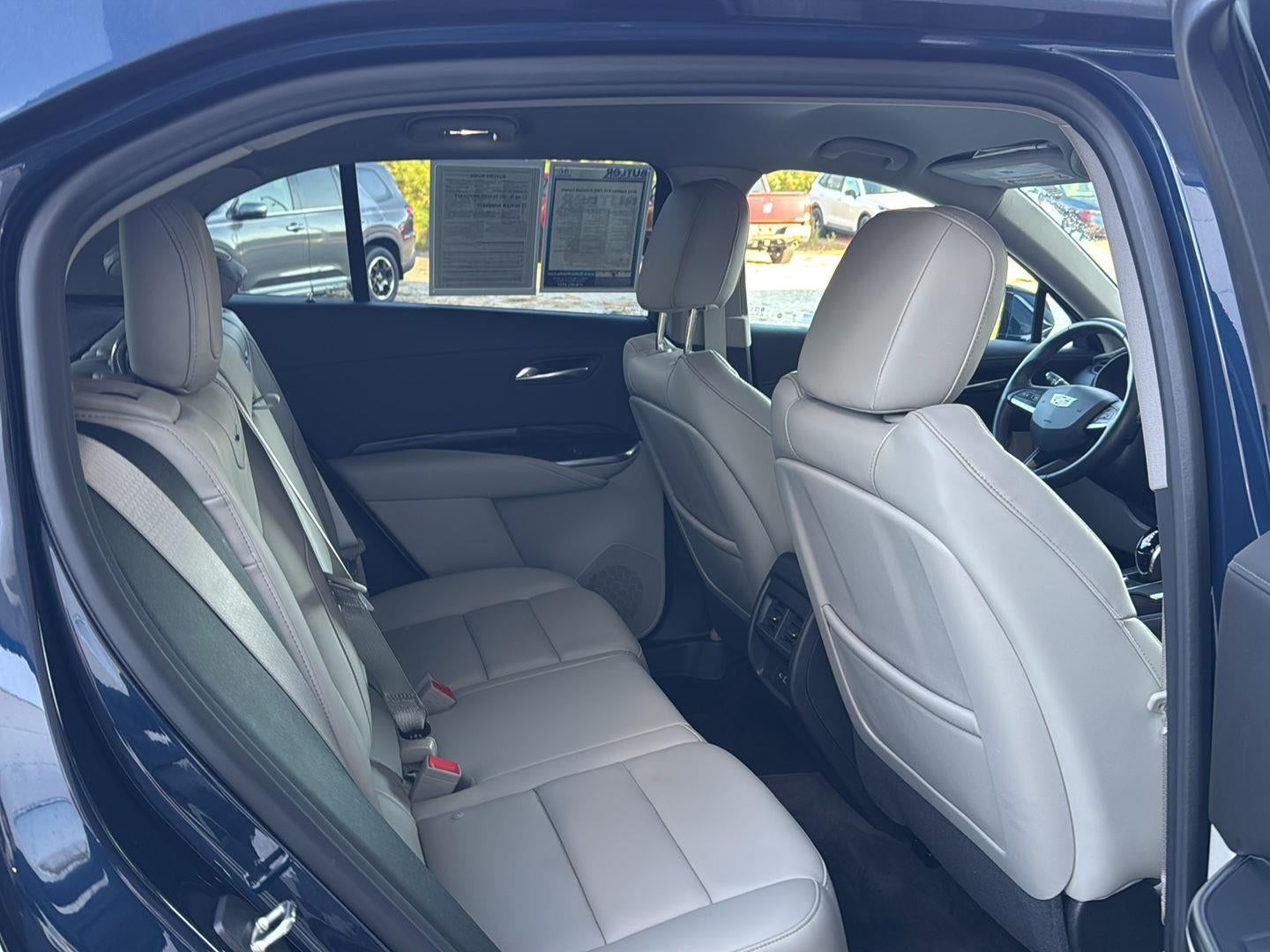 2021 Cadillac XT4 FWD Premium Luxury