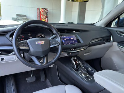 2021 Cadillac XT4 FWD Premium Luxury