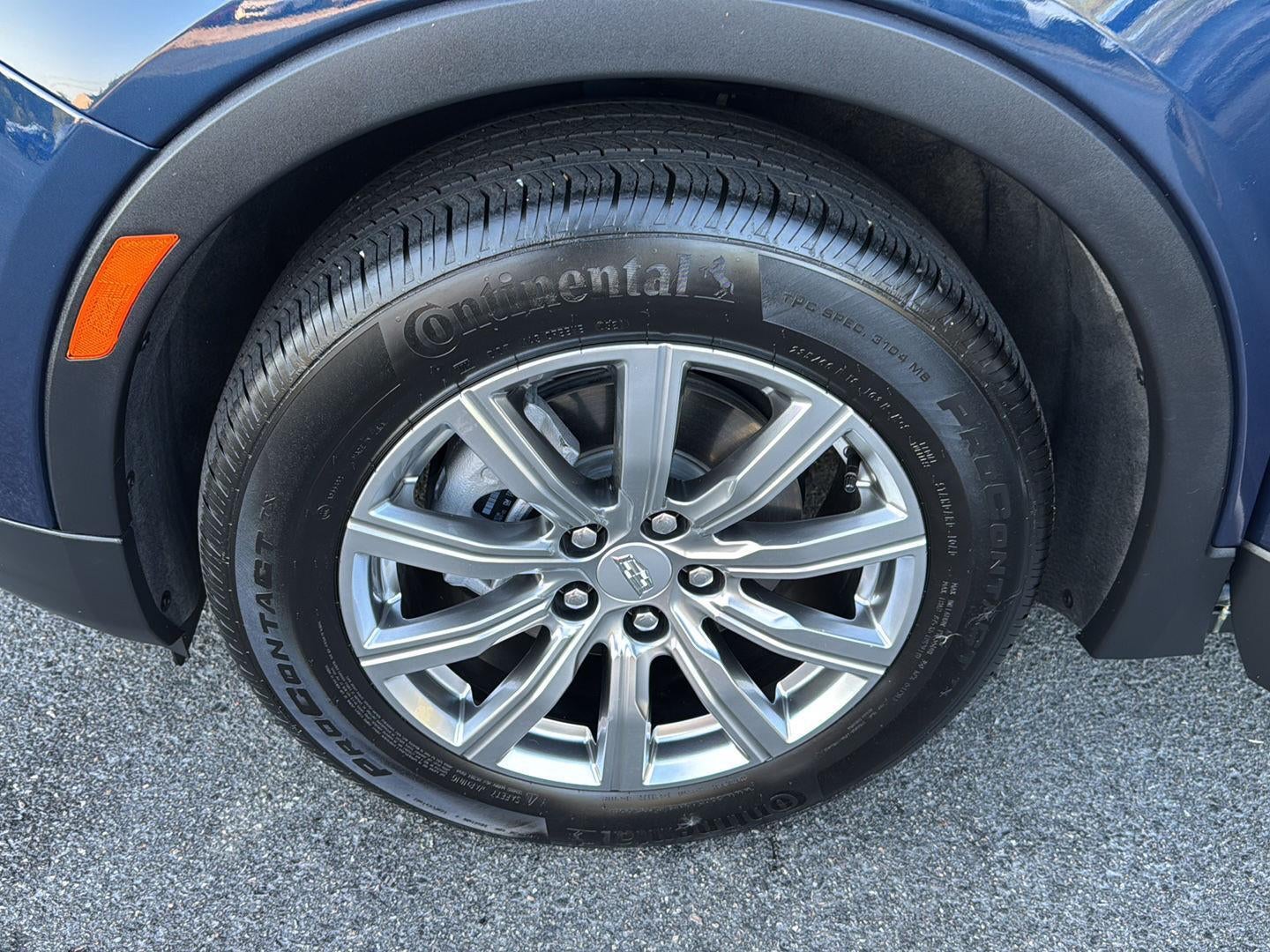 2021 Cadillac XT4 FWD Premium Luxury