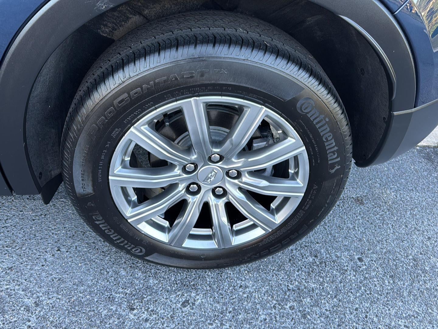 2021 Cadillac XT4 FWD Premium Luxury